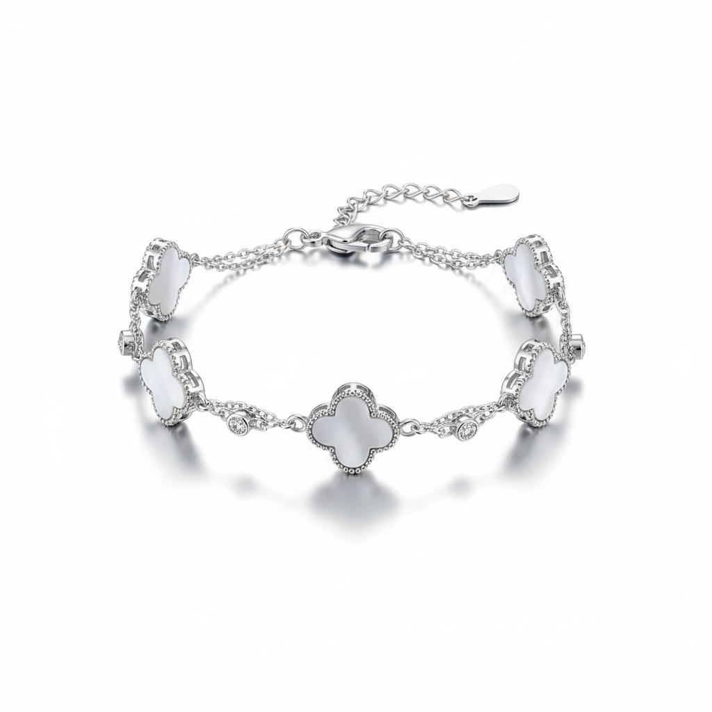 Clover Link Bracelet - White Background